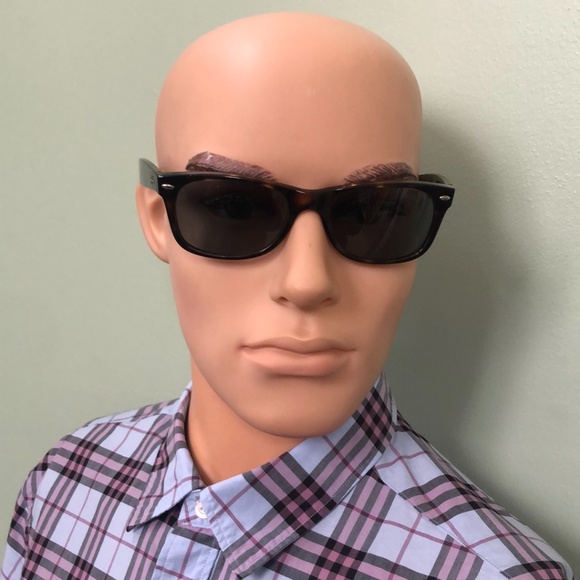 Ray-Ban Sunglasses - Picture 2 of 7